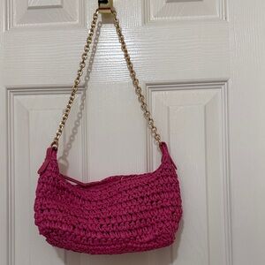 Fuchsia Woven Shoulder Bag with Gold Chain